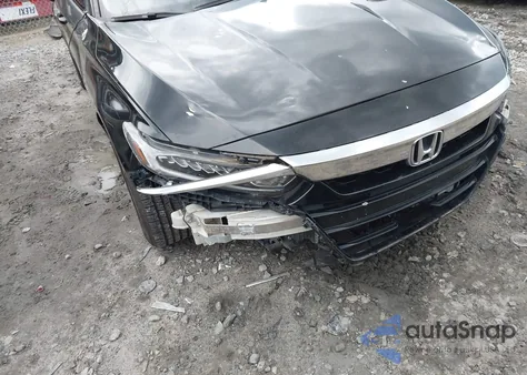 2018 Honda Accord Ex z USA, uszkodzony, nr VIN 1HGCV1F47JA100057